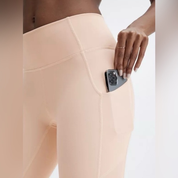 NEW Fabletics Oasis PureLuxe High Waisted 7/8 Leggings Peach/Orange Pink Size M - Picture 4 of 9